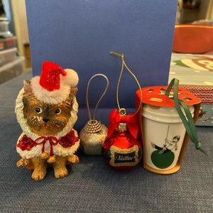 4 Christmas ornaments